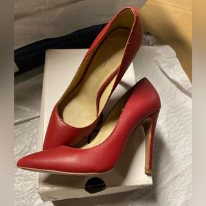 Aldo red heels. Size 7.5 like new